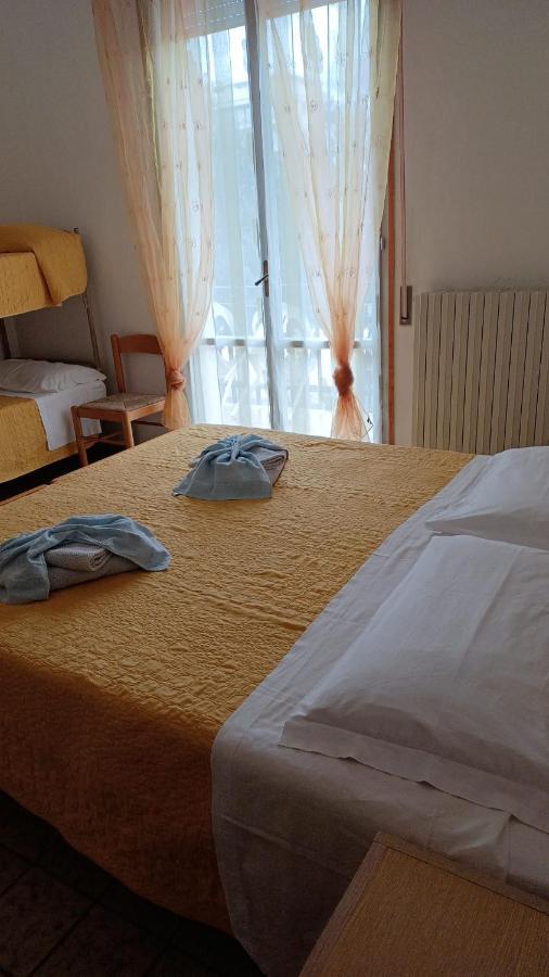 Hotel Villa Del Prato Cucina Romagnola E Possibilita Pacchetto Spiaggia Bellariva Di Rimini Exterior foto